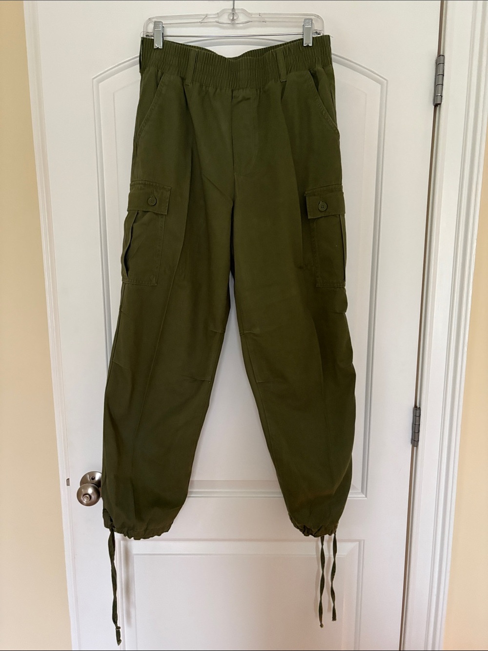 Forever 21 Olive Green Cargo Jogger Pants